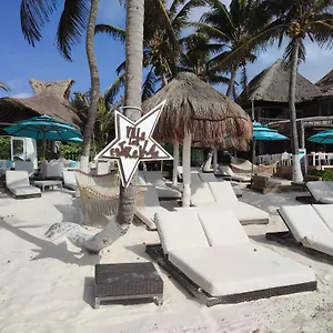 Estrellas - Located At The Party Zone 4* Tulum